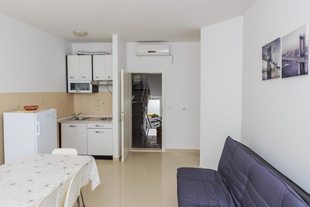 Apartments Rogulj Rogoznica  Room photo