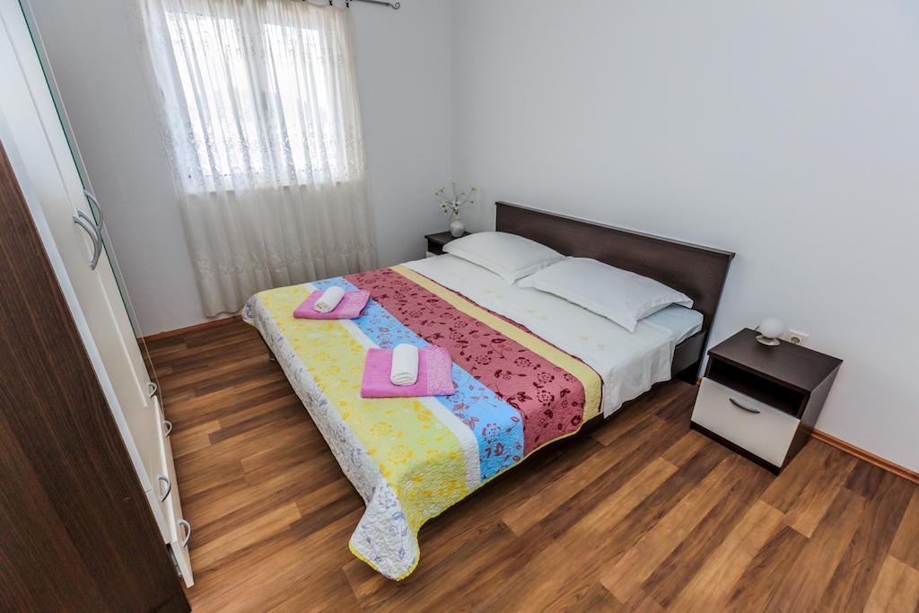 Apartments Rogulj Rogoznica  Room photo
